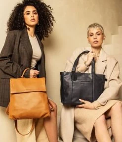 Burkely Just Jolie Workbag 14" Cognac New -Eastpak Winkel 1000308.84 10 5 600 1