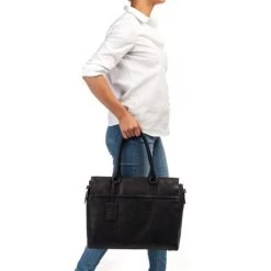 Burkely Antique Avery Dames Laptoptas 15.6" Black -Eastpak Winkel 156c9865ab570cfbc1b0e7ee0cdc3ddefcaeb536
