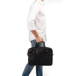 Burkely Antique Avery Laptopbag 15" Black -Eastpak Winkel 8007409.56.10 7