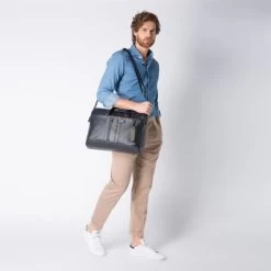 Piquadro Urban Laptop Briefcase 15.6'' Black/Grey -Eastpak Winkel ca3339ub00 grn dett10