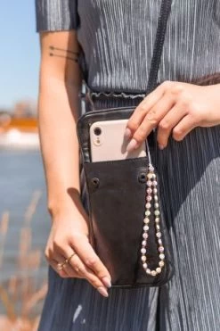 Bear Design Elske Telefoontasje Black -Eastpak Winkel cl41579z7