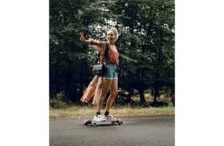 Cowboysbag Saskia Weerstand X Crossbody Bag Kopenhagen Olive -Eastpak Winkel cowboysbag 3248 kopenhagen crossbodybag black 6 682 1 1 1