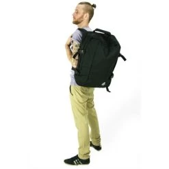 CabinZero Classic 44L Ultra Light Cabin Bag Absolute Black -Eastpak Winkel cz061201 black 002
