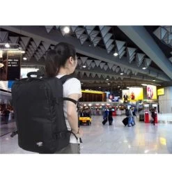 CabinZero Classic 44L Ultra Light Cabin Bag Absolute Black -Eastpak Winkel cz061201 l absolute black 12