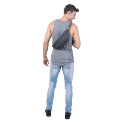 CabinZero Classic 2L Hip Bag Black Sand -Eastpak Winkel cz201801 hip bag black sand male model 3