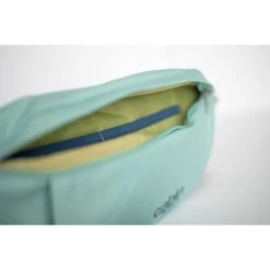 CabinZero Classic 2L Hip Bag Green Lagoon -Eastpak Winkel cz202003 classic hip 2l green lagoon 8