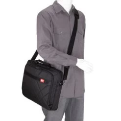 Case Logic® Case Logic DLC117 17" Laptop Briefcase Black -Eastpak Winkel dlc117 black thumb8 sized 525x544 2