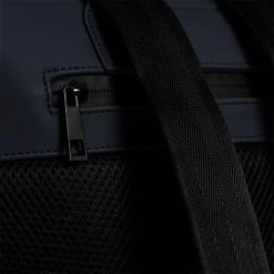 Daniel Ray Fullerton Slim Waterproof Rugtas Marine -Eastpak Winkel drs25.1185.10 navy 4