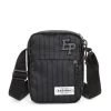Eastpak The One Base EP Black 1 Eastpak The One Base EP Black -Eastpak Winkel ek000045 9d7 auth uc225008 mhigh