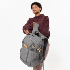 Eastpak Getter CS Rugzak Sunday Grey -Eastpak Winkel ek0a5bc6 0b3 alt001 uc216182 mhigh