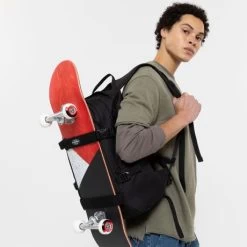 Eastpak Getter CS Rugzak Mono Black 11 Eastpak Getter CS Rugzak Mono Black -Eastpak Winkel ek0a5bc6 w33 alt012 uc221588 mhigh