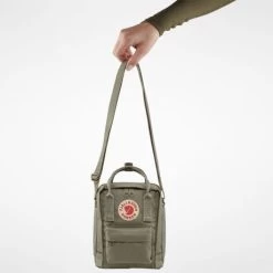 Fjallraven Fjällräven Kanken Sling Shoulderbag Graphite -Eastpak Winkel fjallraven kanken sling detail 1