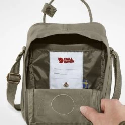 Fjallraven Fjällräven Kanken Sling Shoulderbag Graphite -Eastpak Winkel fjallraven kanken sling detail 2