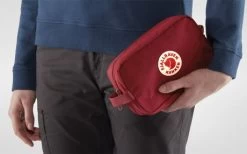 Fjallraven Fjällräven Kanken Toilettas Gear Bag Black -Eastpak Winkel kanken gear bag 25862 326 c model fjr 1 1