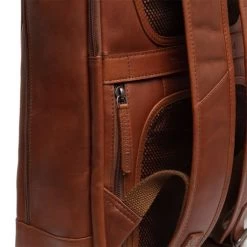 Chesterfield Detroit Leren Rugzak Cognac -Eastpak Winkel leren rugzak cognac detroit 5