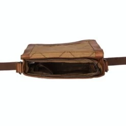 Chesterfield Eli Schoudertas Cognac -Eastpak Winkel leren schoudertas cognac eli 1