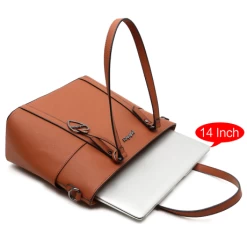 Pulcher New York Schoudertas 14" Cognac -Eastpak Winkel p 330 kleur cognac laptopvak