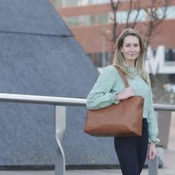 Plevier Copal Damestas 17.3" Cognac -Eastpak Winkel plevier copal sfeer 1