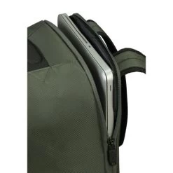 American Tourister Urban Track Cabin Backpack Dark Khaki -Eastpak Winkel prod col 147626 3457 laptop compartment