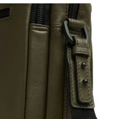 Castelijn & Beerens Nappa X Charlie Laptoptas 15.6" Groen -Eastpak Winkel xl set 3 charlie laptop tablet tas 15 6 groen dark military groen groen 1383